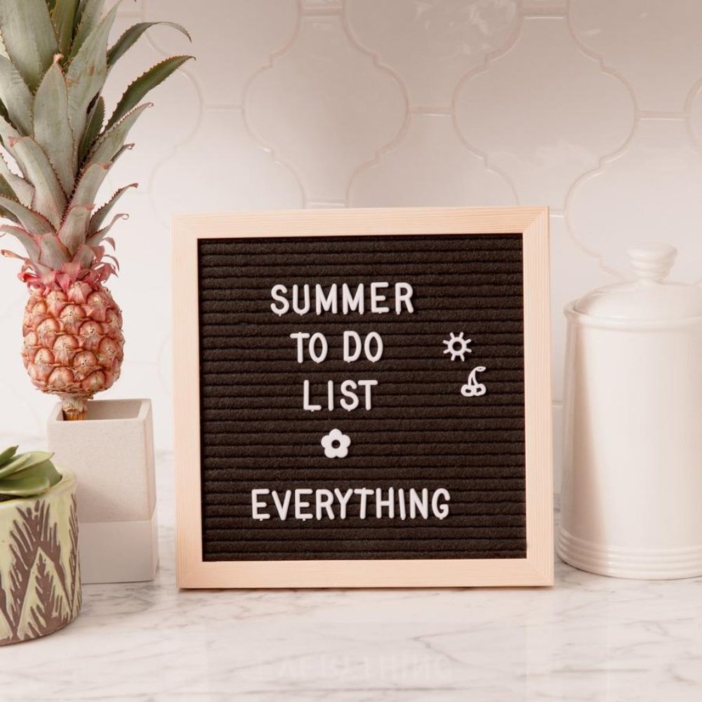 XO, Sienna Felt Message Board